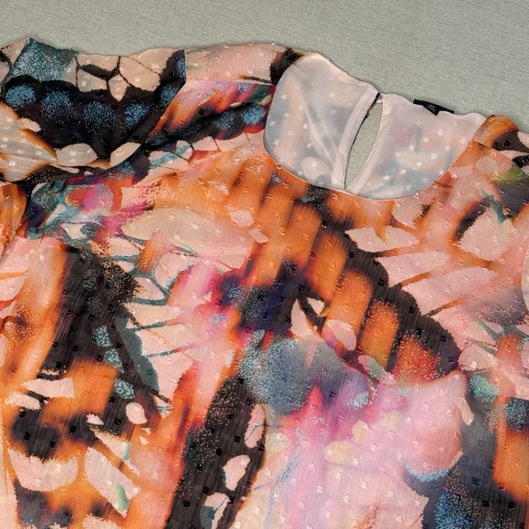 Torrid‎ Women's Orange Watercolor Blouse Long Sleeve Lined Size 00 - Picture 1 of 10